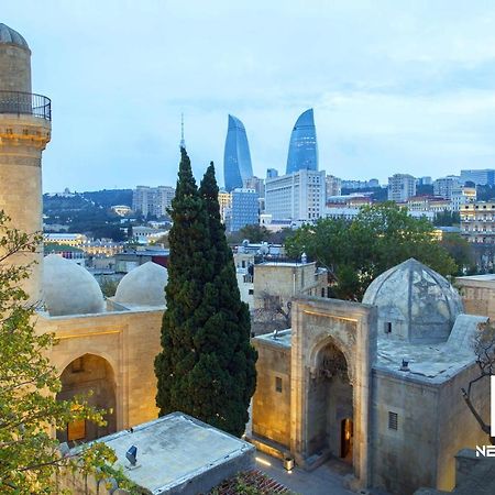 The Center Hotel Baku Exteriör bild