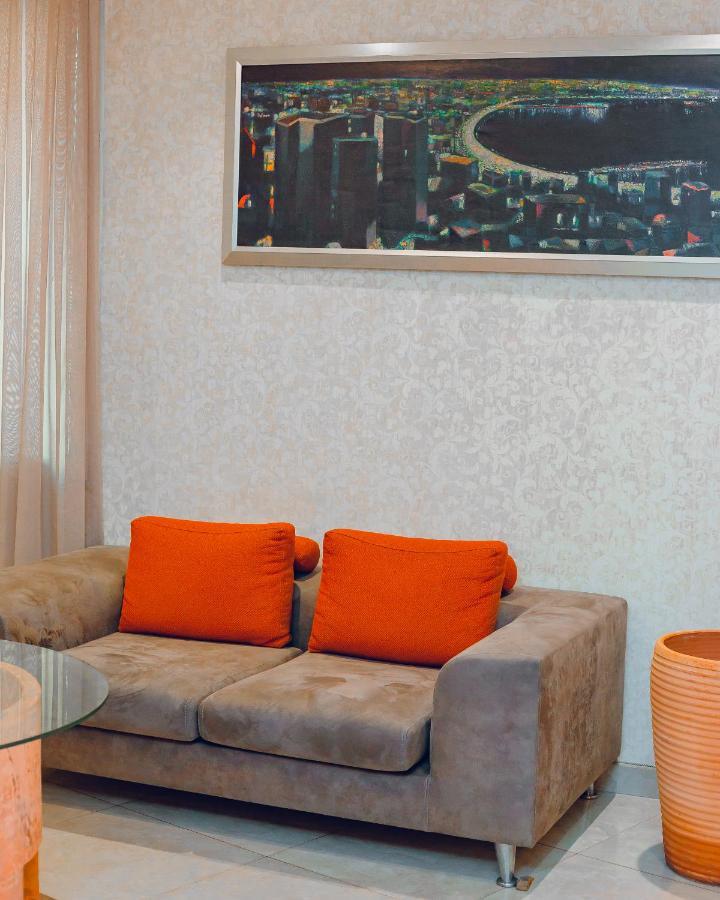 The Center Hotel Baku Exteriör bild