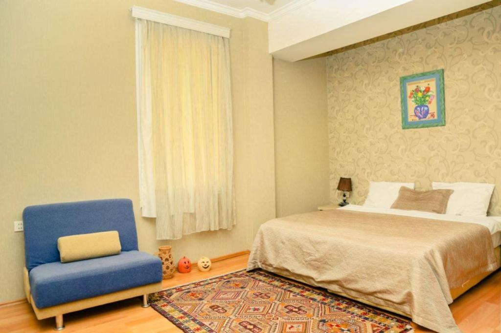 The Center Hotel Baku Exteriör bild