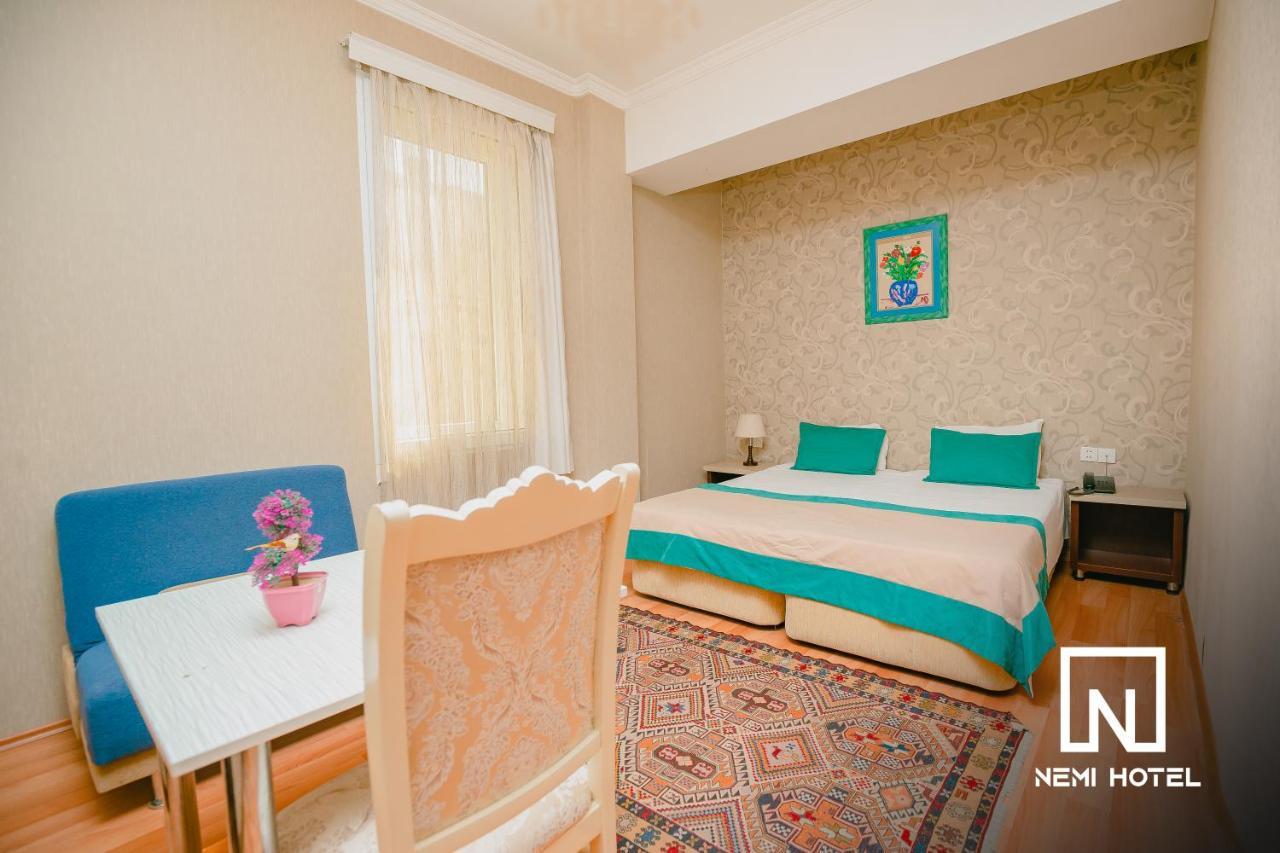 The Center Hotel Baku Exteriör bild